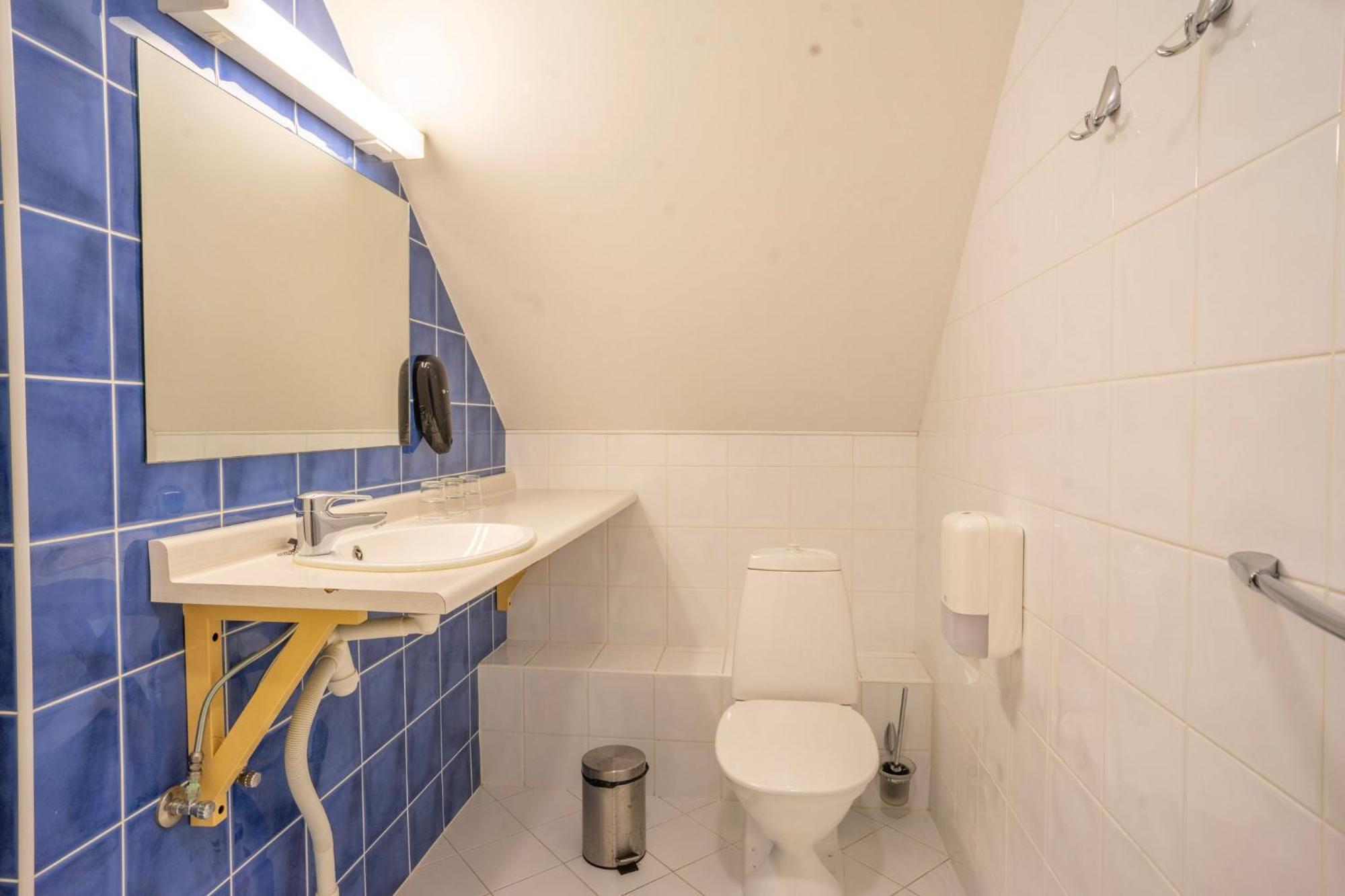 Kongo Hotel Haapsalu Eksteriør bilde