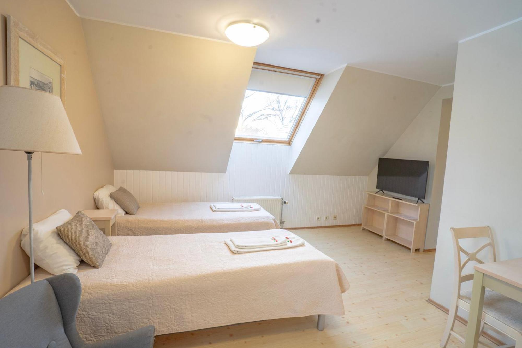 Kongo Hotel Haapsalu Eksteriør bilde